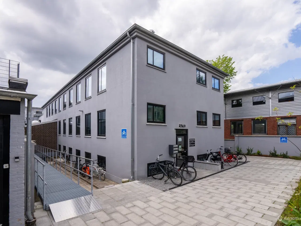 Billede 1 - Kontorlejemål på Frederikssundsvej. 254 m2 i Storkøbenhavn til leje.