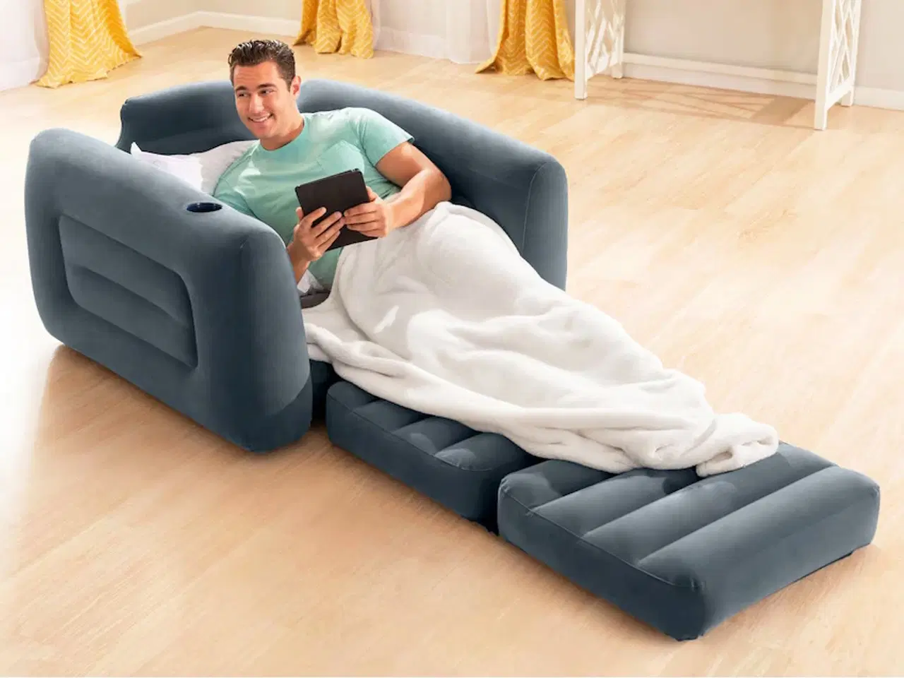 Billede 1 - Oppustelig Sengelænestol - Intex HELT NY