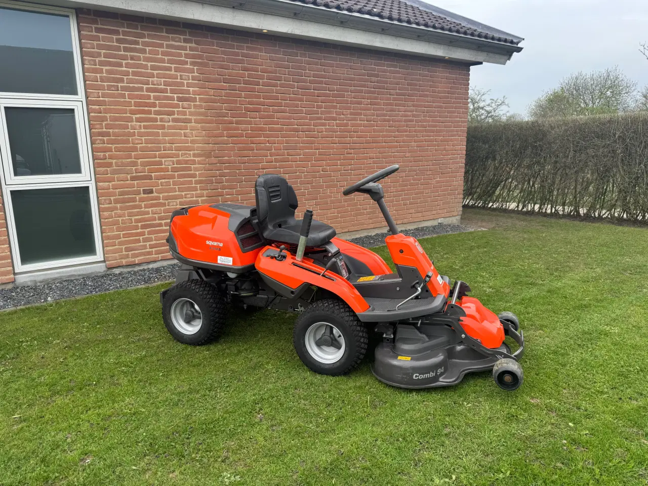 Billede 3 - Husqvarna r214Tc