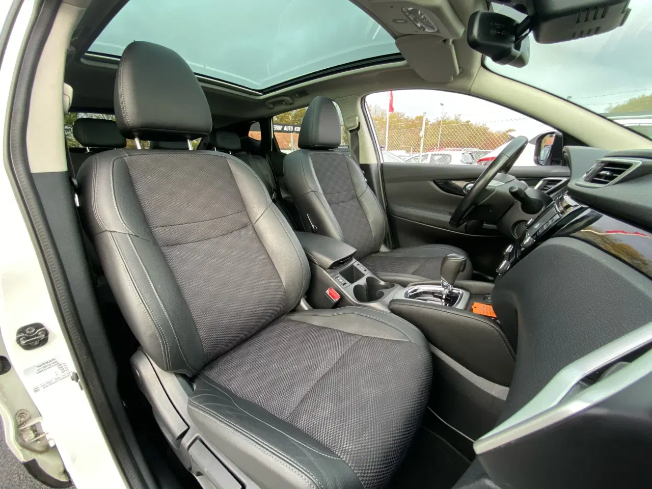 Billede 9 - Nissan Qashqai 1,2 Dig-T Tekna 4X2 X-Tronic 115HK 5d 6g Aut.