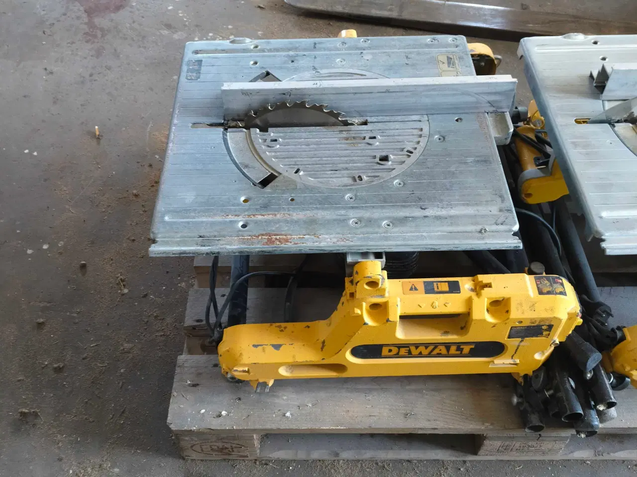 Billede 5 - Dewalt kap/geringsav 