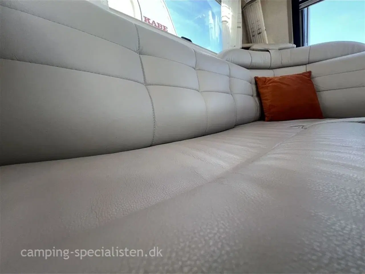 Billede 6 - 2022 - Kabe Royal 630 E TDL KS Boggie   Rigtig pæn og meget velholdt Kabe Royal 630 TDL fra 2022 - Kan nu opleves hos Camping-Specialisten i Silkeborg