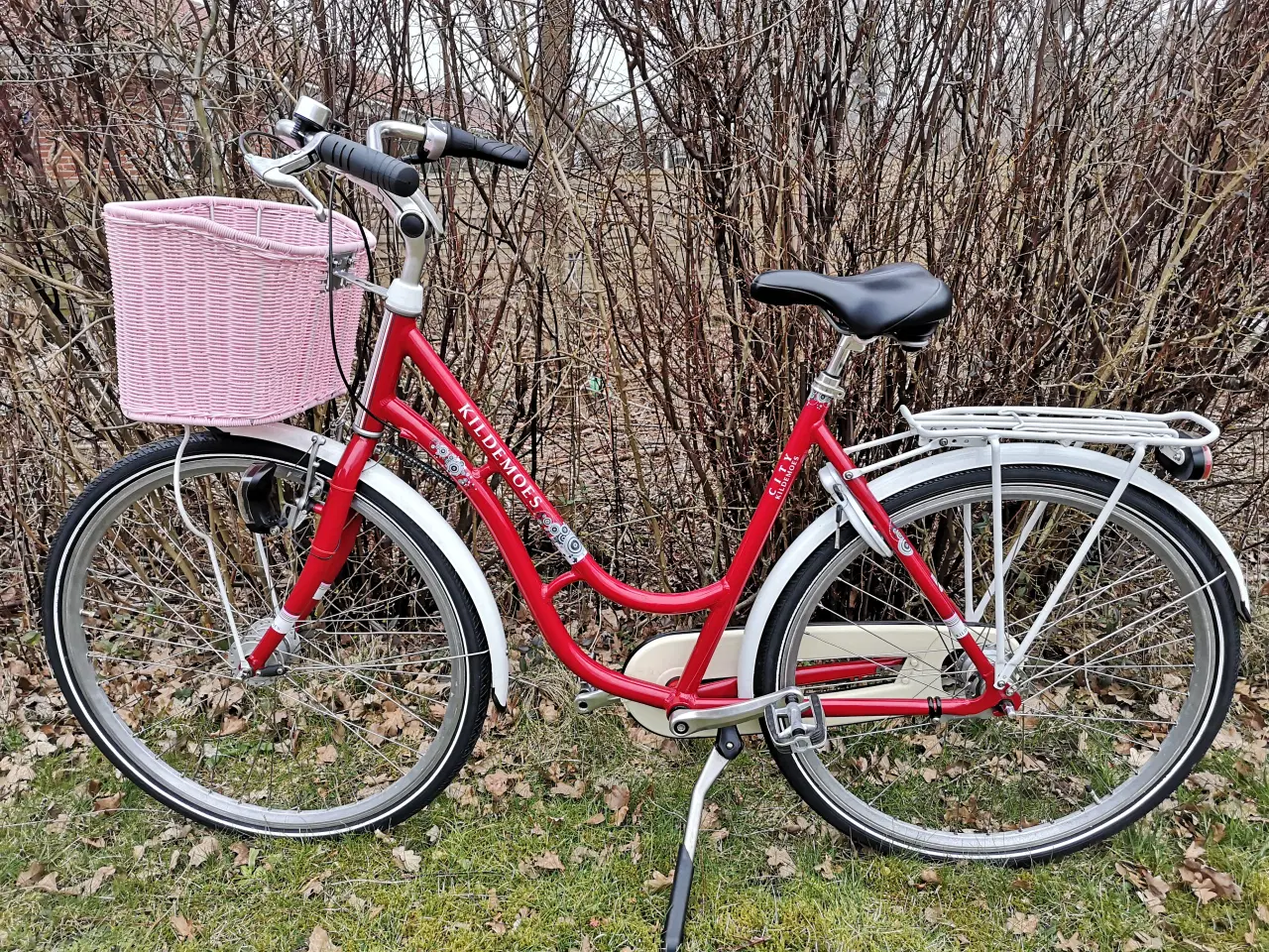 Billede 2 - Næsten ny Kildemoes dame- pige cykel 28" , 55cm ,