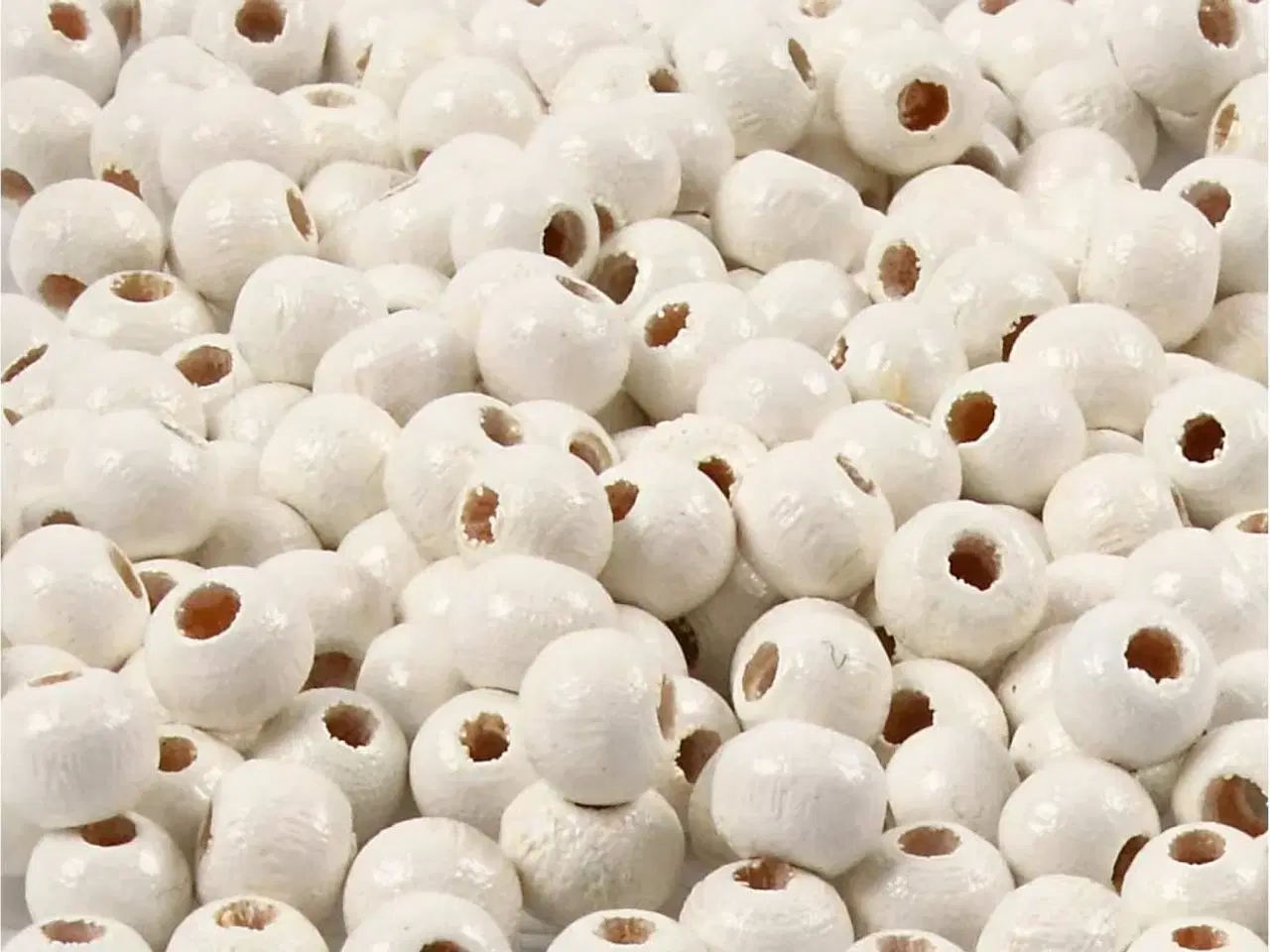 Billede 1 - Hvide træperler 5 mm - 6g til kreative projekter