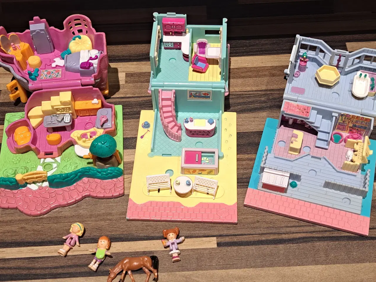 Billede 2 - Polly Pocket 5 huse m figurer 