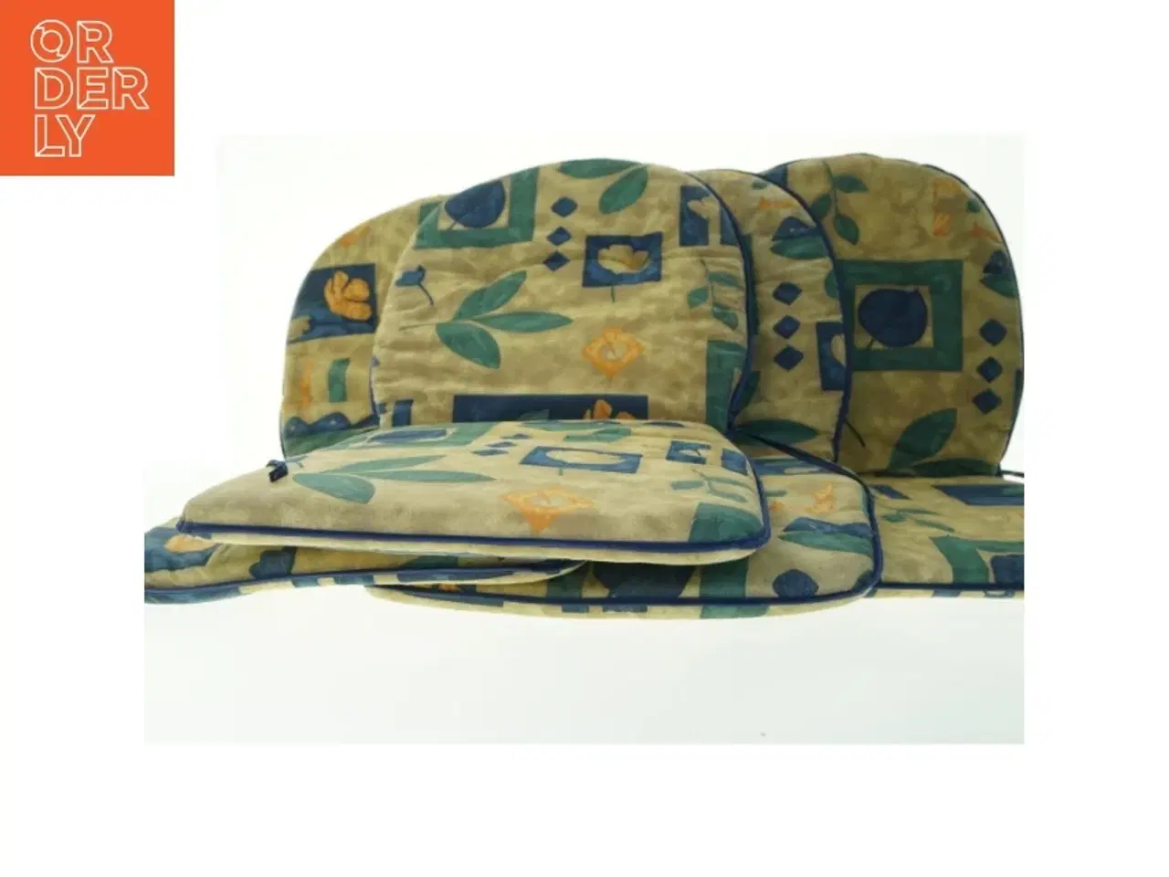 Billede 1 - Sæt af 4 stolehynder (str. 82x45 cm)