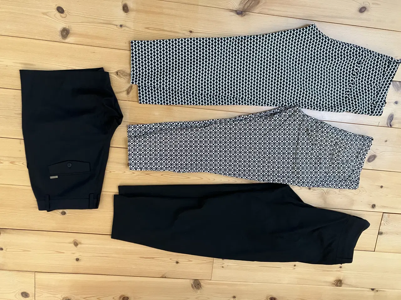 Billede 2 - 7/8 bukser og shorts 