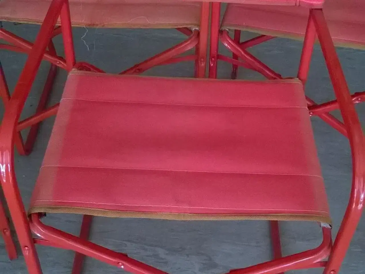 Billede 1 - NEDSAT 5 rødorange klapsammen stole