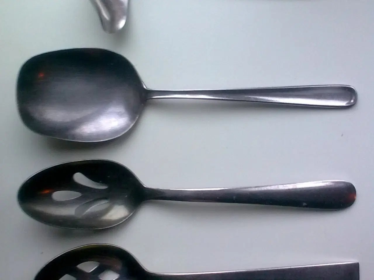 Billede 9 - Rosenborg Danmark sovseskål m guldkant & underskål