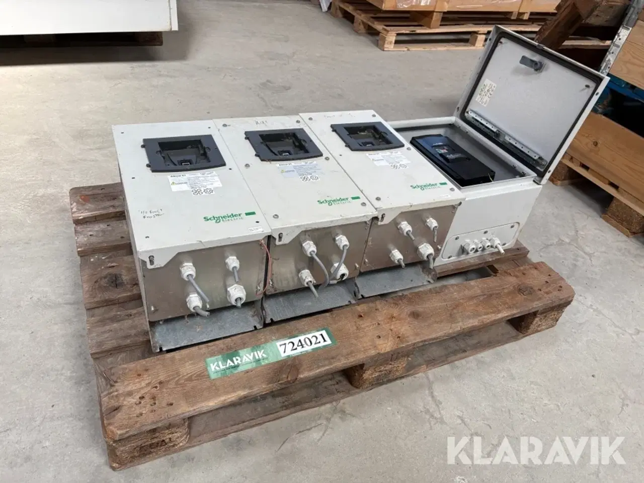 Billede 2 - Frekvensomformer Schneider Electric 5,5 kilowatt 4 styk