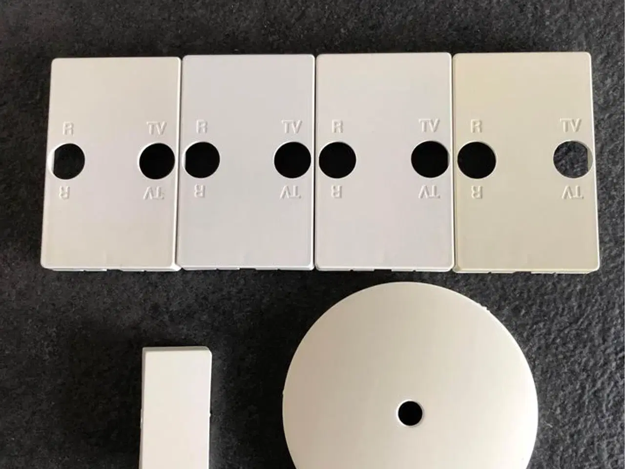 Billede 1 - Fuga afdækninger