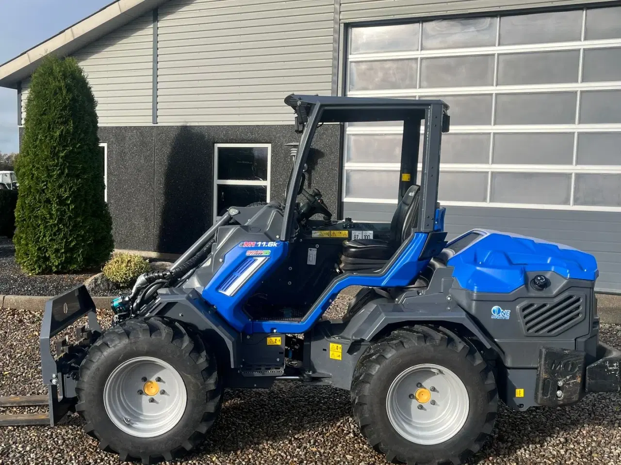 Billede 9 - MultiOne 11.6 k Med pallegafler og multiskovl