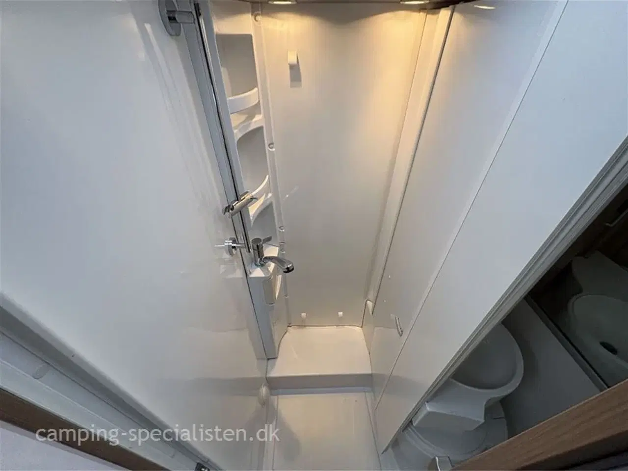 Billede 13 - 2013 - Hymer Van 512   Hymer Van 512 2012 - Se den nu hos Camping-Specialisten.dk