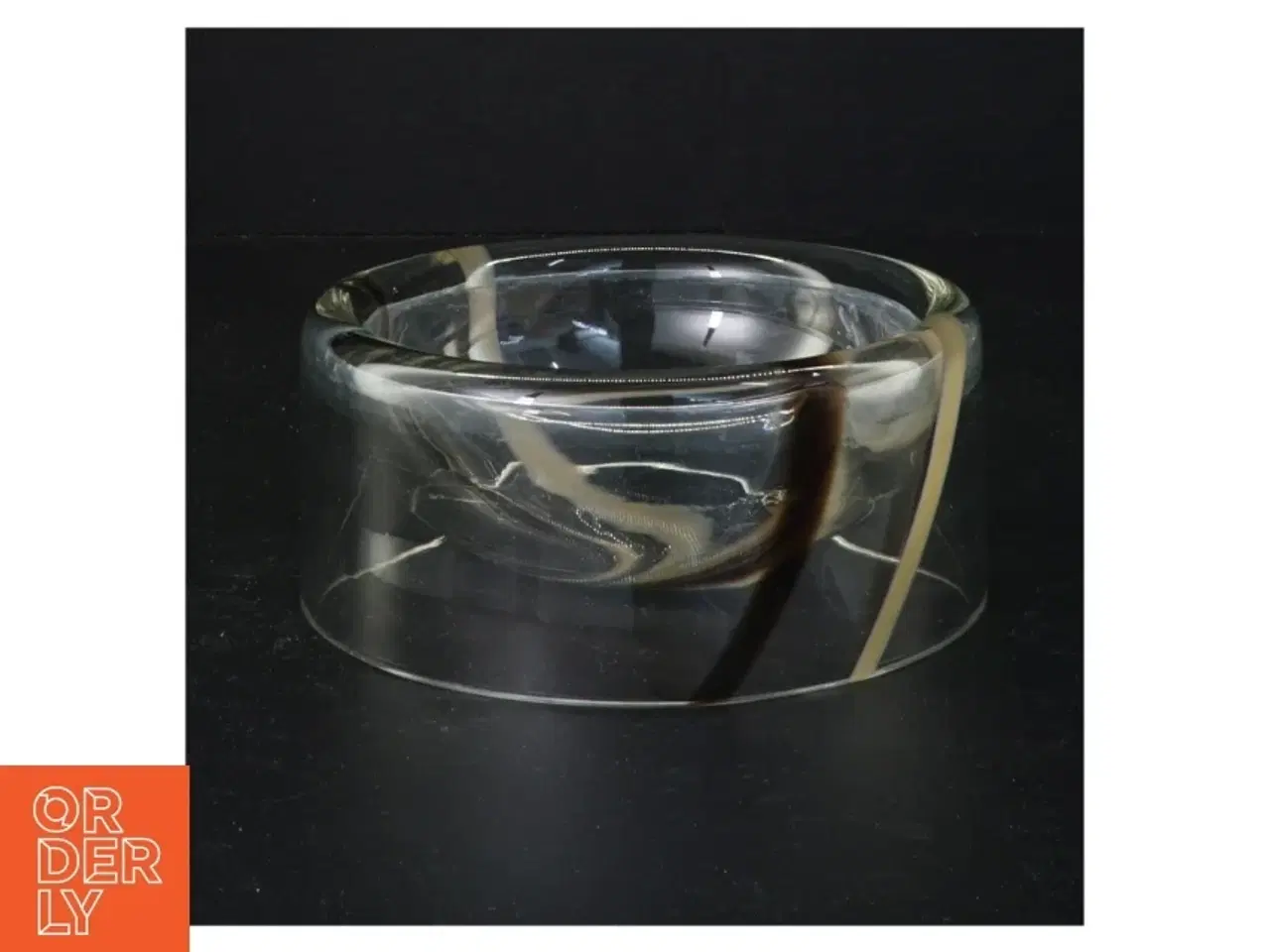 Billede 2 - Glasskål med sort og hvid stribe (str. 15 x 6 komma 5 cm)
