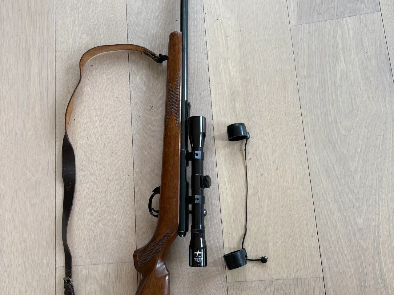 Billede 1 - Salonriffel Husqvarna 22 LR