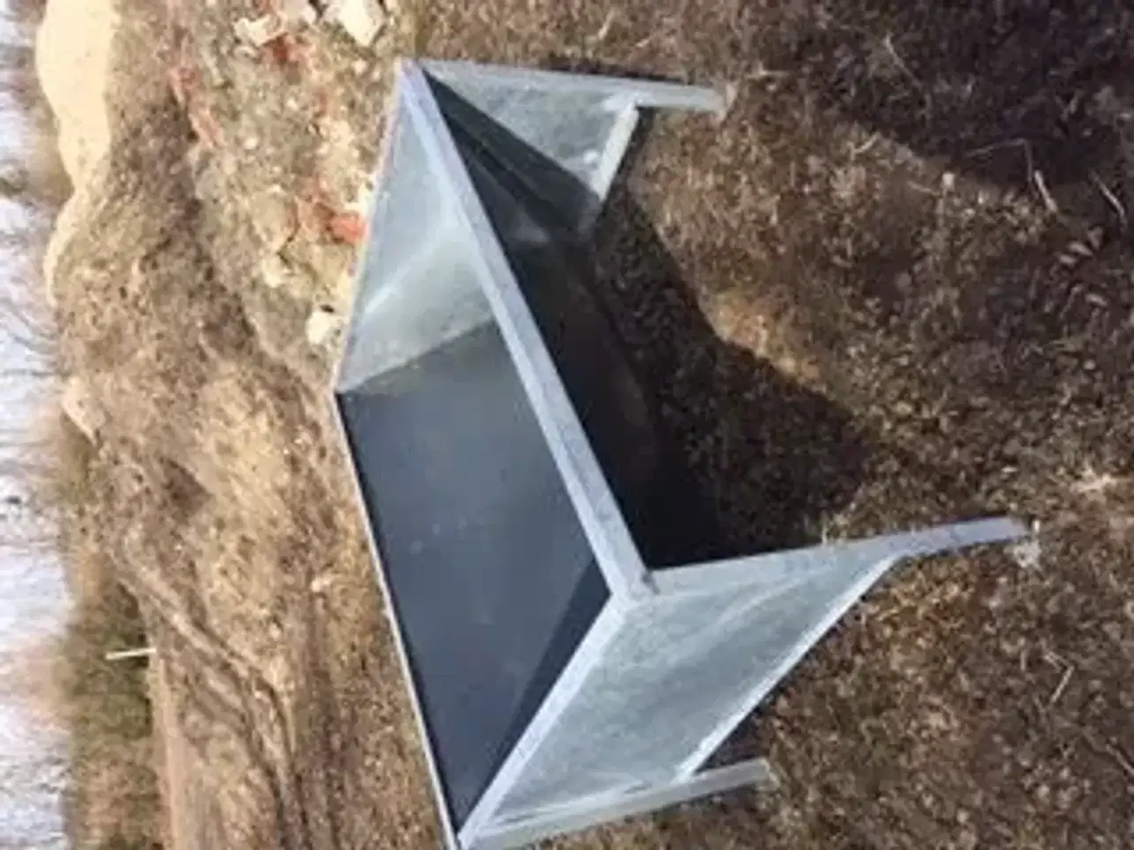 Billede 1 - Foderkasse til 2 heste