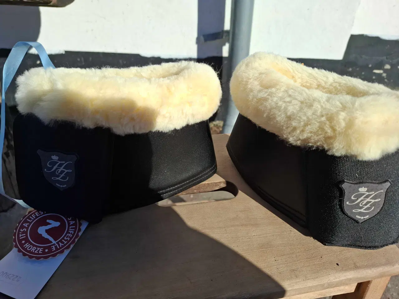 Billede 1 - Klokker Med Lammeskind