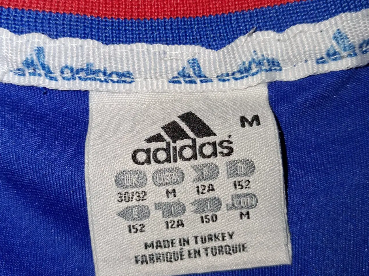 Billede 3 - Chealse. Fodbold trøje