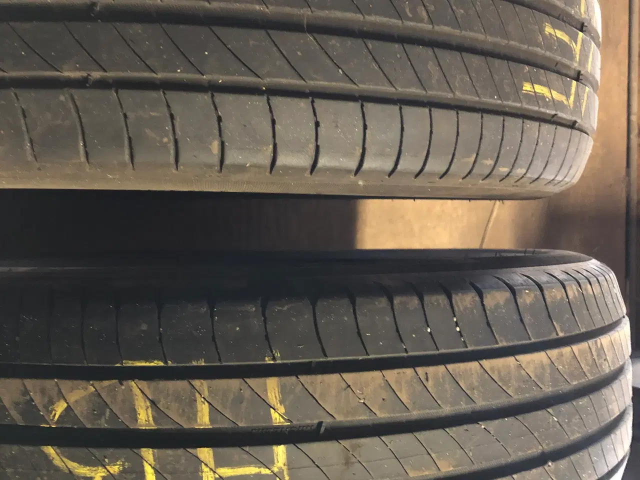 Billede 3 - Sommerdæk Michelin 18”