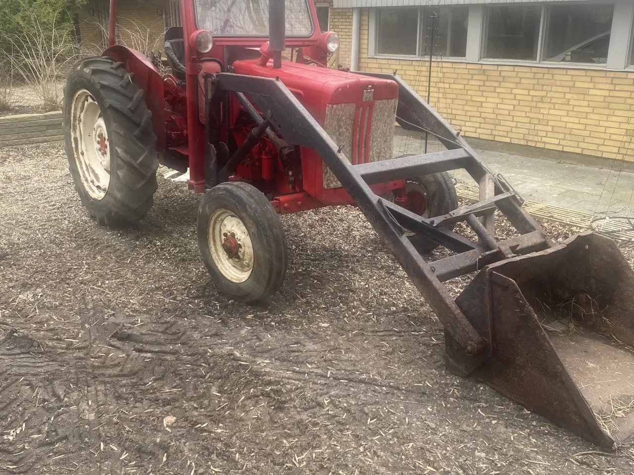 Billede 2 - McCormack traktor med frontlæsser