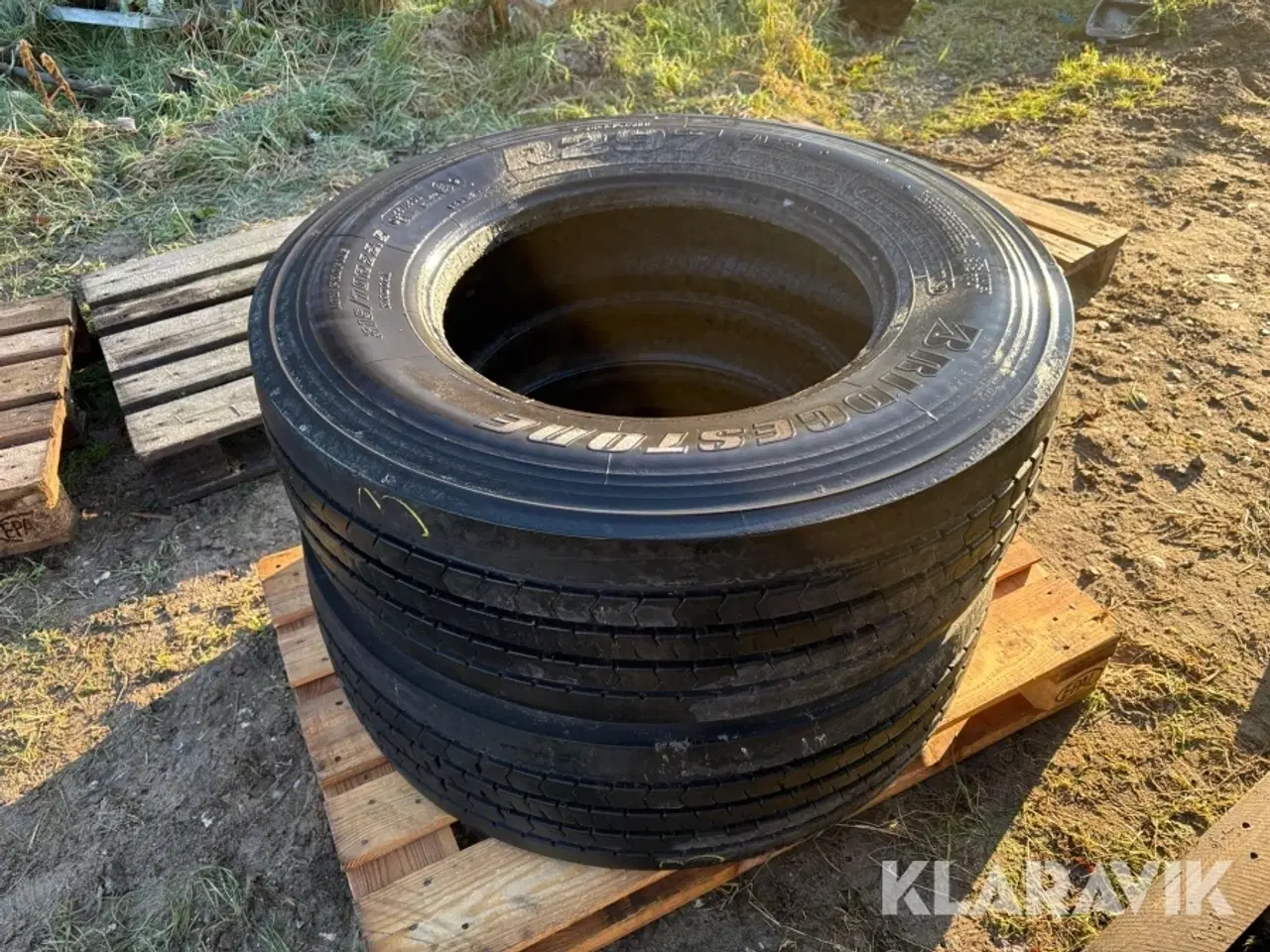 Billede 1 - Dæk Bridgestone R297 EVO 2 stk