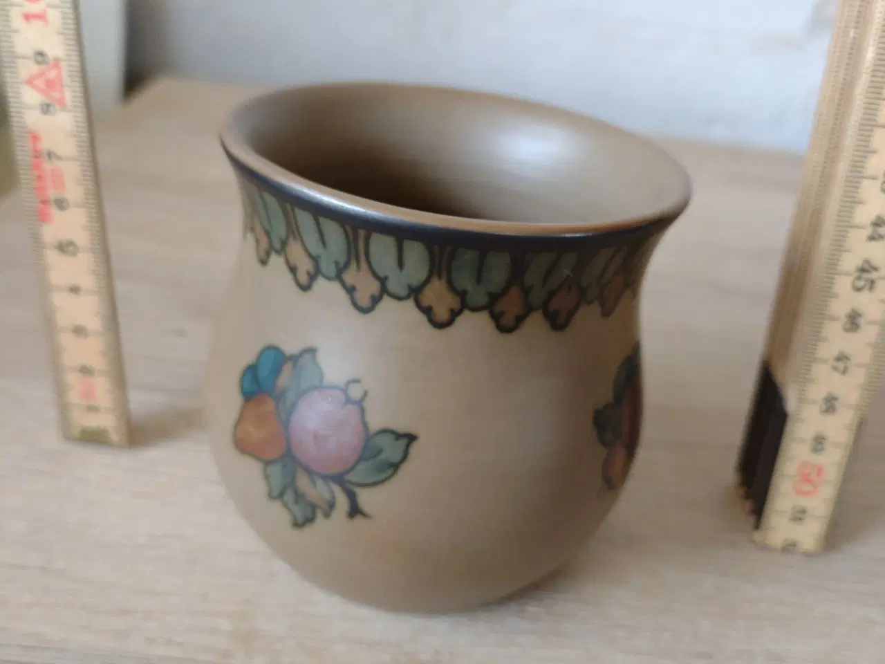 Billede 1 - L. Hjorth keramik vase 