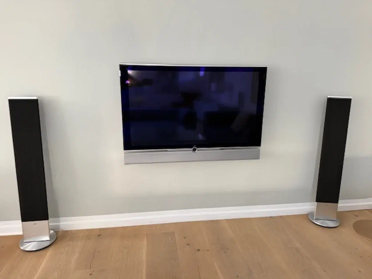 Billede 1 - Loewe 46" tv med Reference Surround system