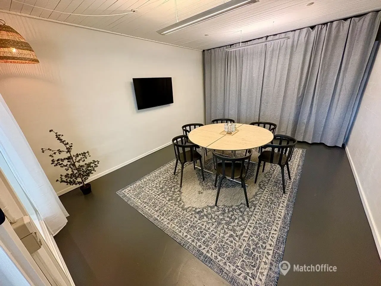 Billede 3 - 54 m2 lyst kontor med fælles faciliteter