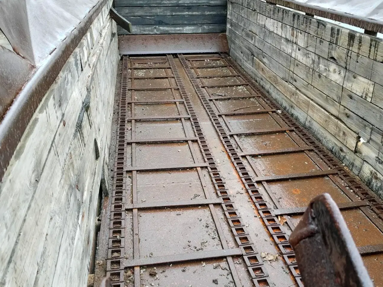 Billede 11 - Uggerby Staldgødningsspreder