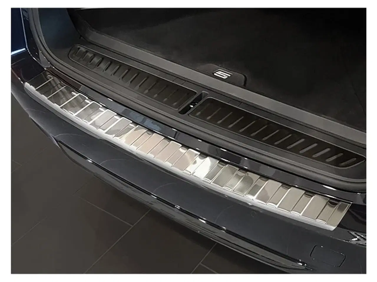 Billede 1 - Læssekantbeskytter Bmw 5 G31 Touring 2017-2020 Stål