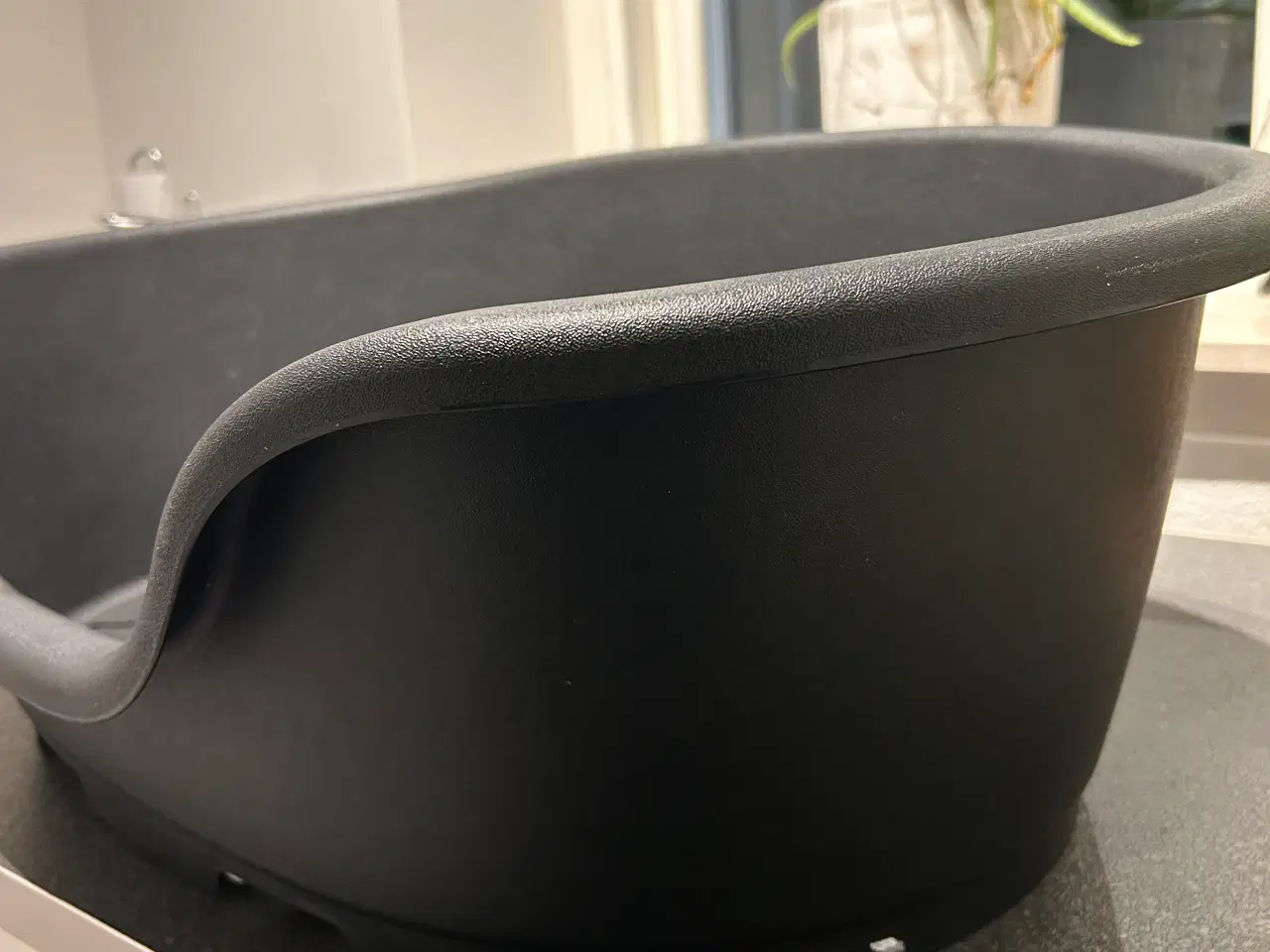 Billede 2 - Plastik hundekurv