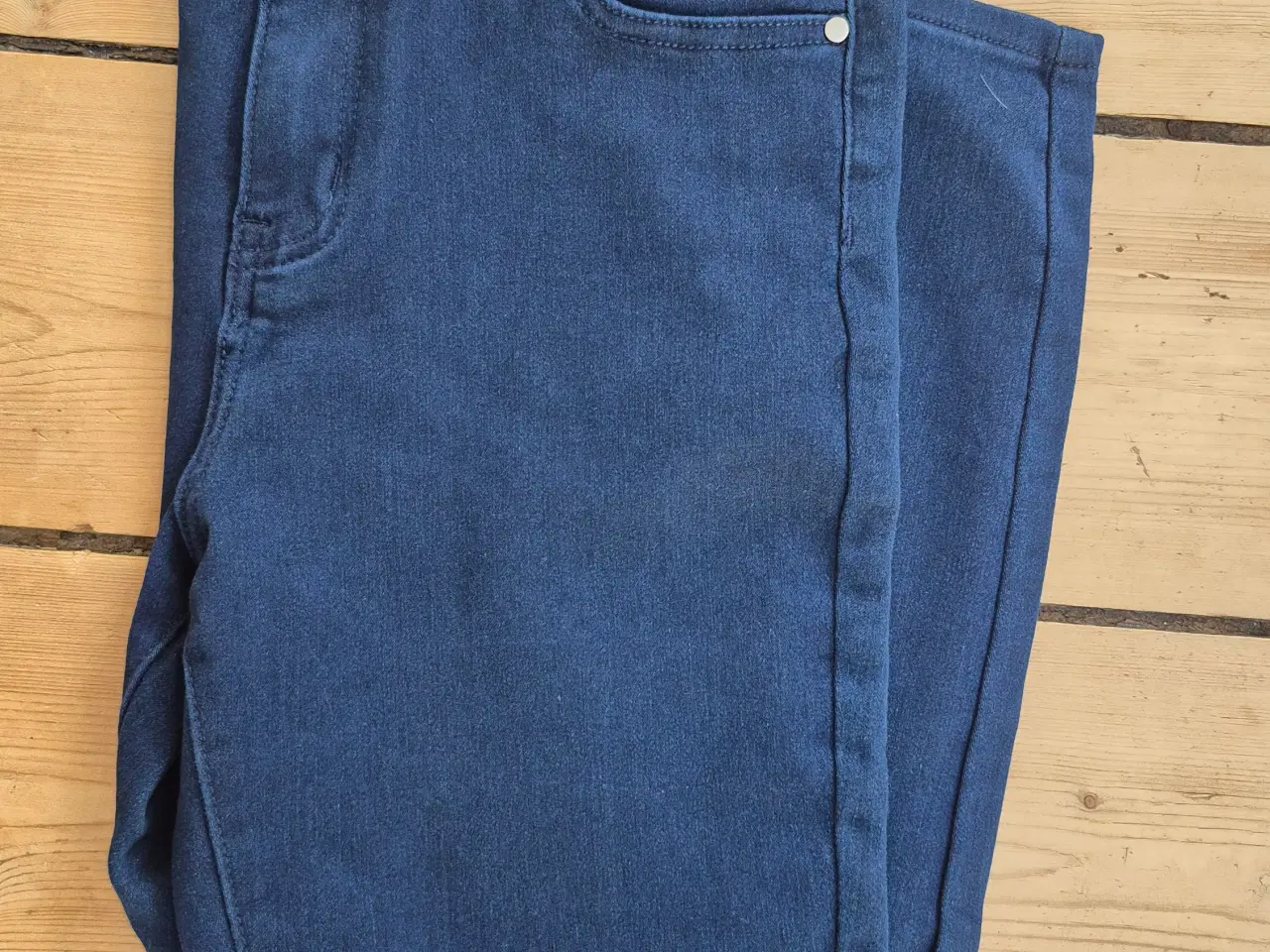 Billede 4 - Perfect Jeans str L 32