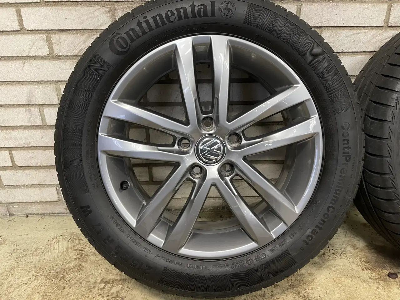 Billede 3 - 17 VW Passat 215/55r17 Ref.220 sommer