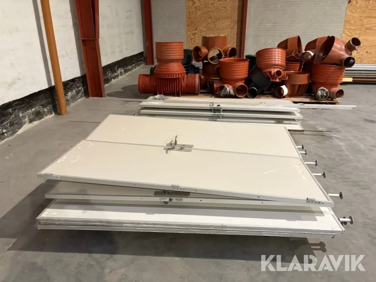 Billede 4 - Skillerumsvægge med døre 2 sektioner