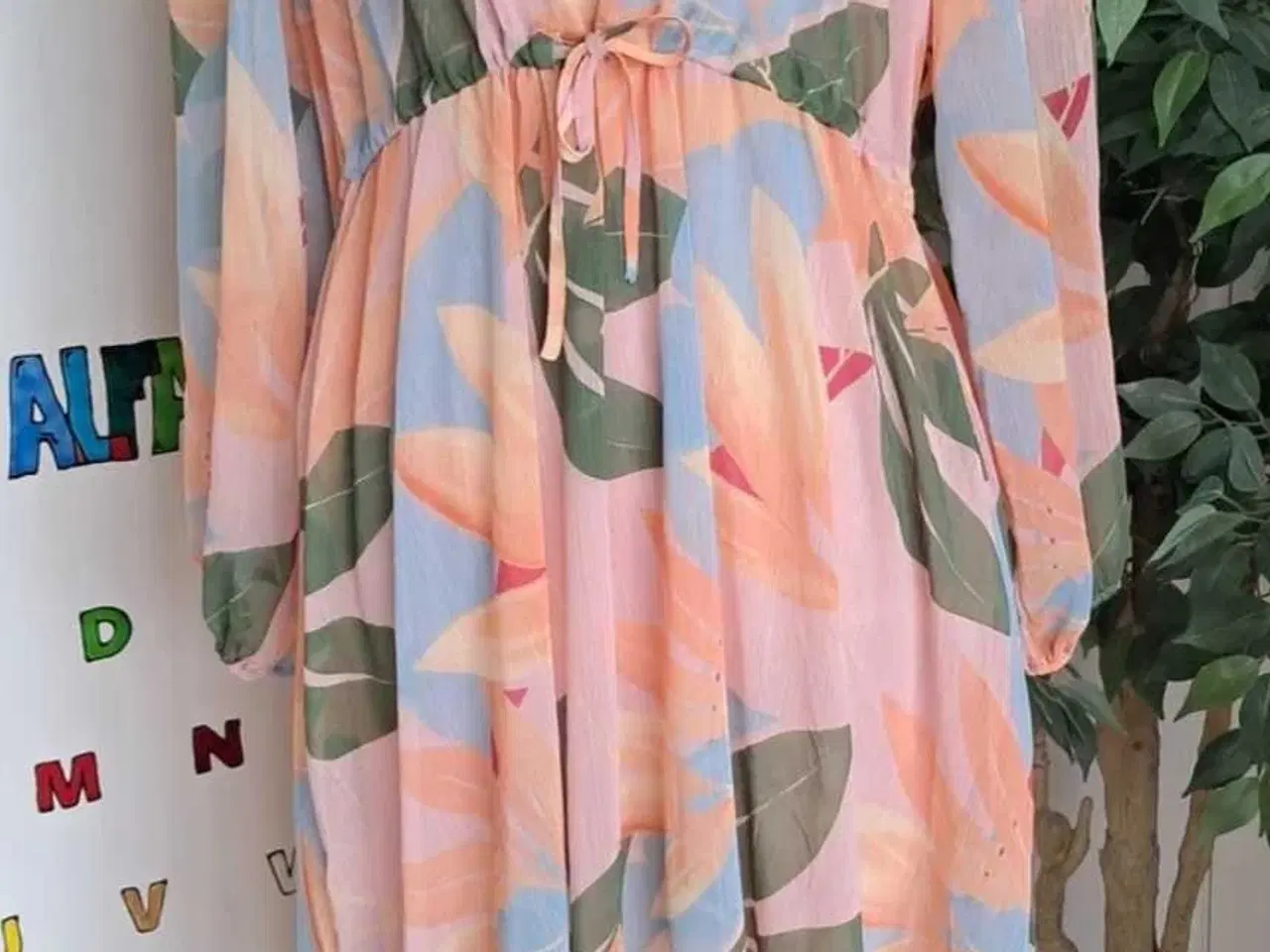 Billede 1 - Kjole. Rosemunde. Medium/38