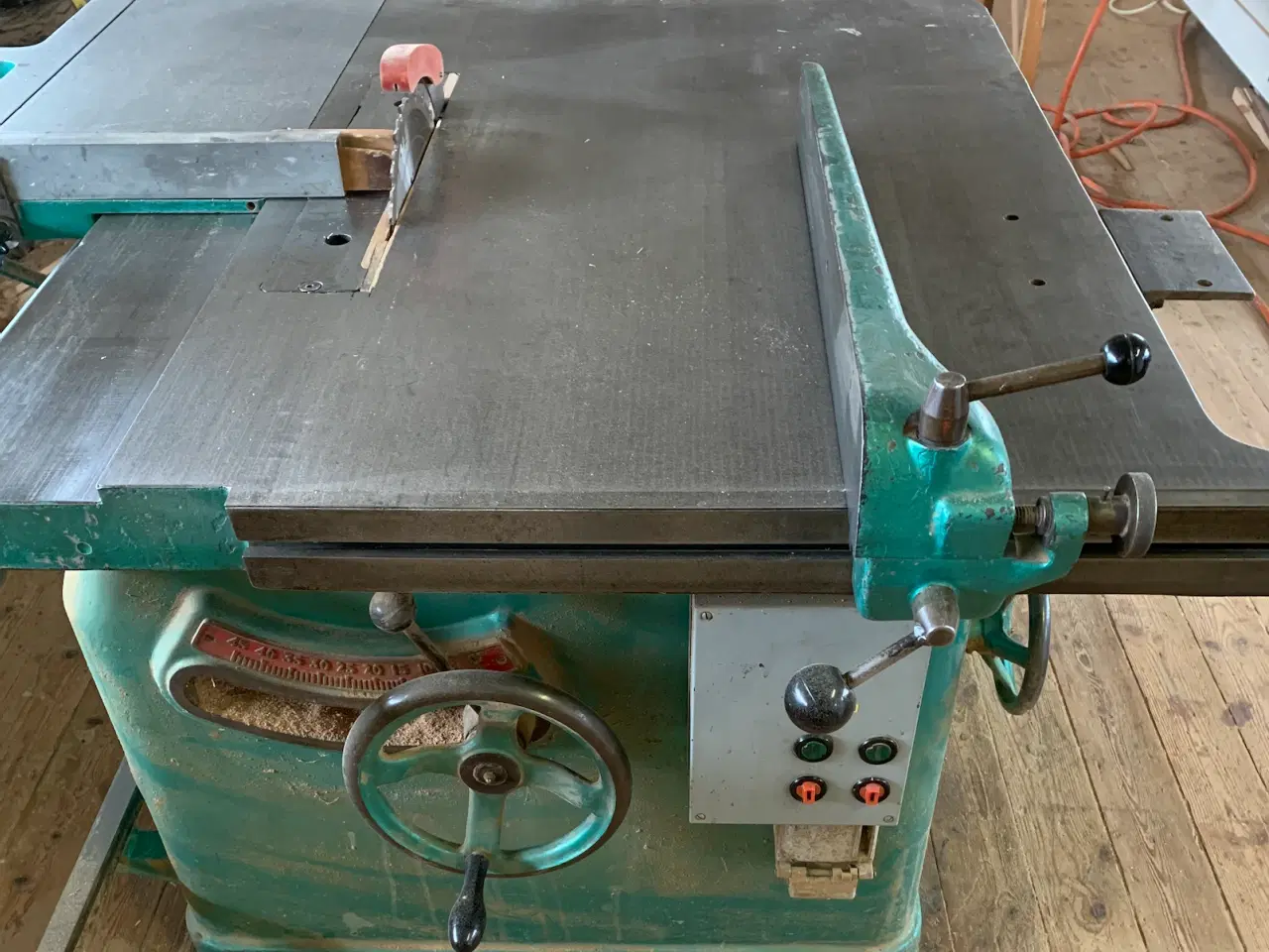 Billede 3 - Formatsav ældre meget stabilt Stationært rundsav