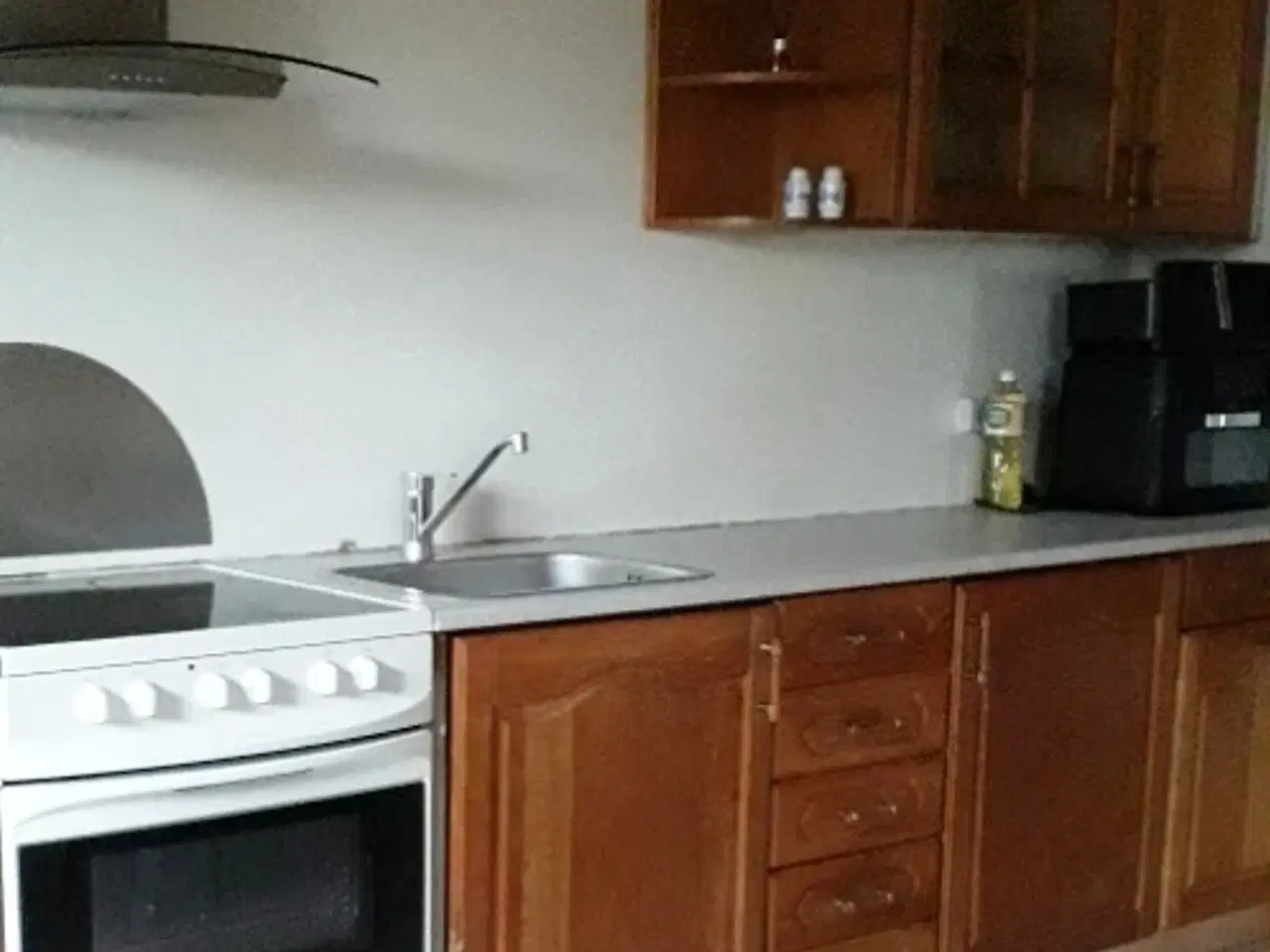 Billede 1 - Pendler 2 pers deler eller lejlighed til 1 pers