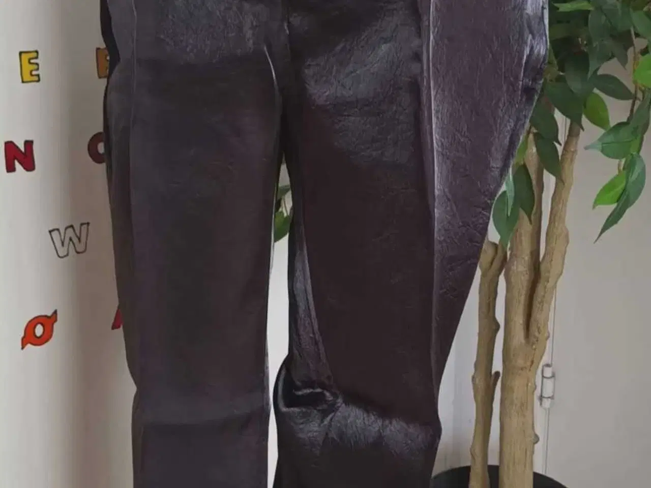 Billede 2 - Bukser. J Lindbergh. 40