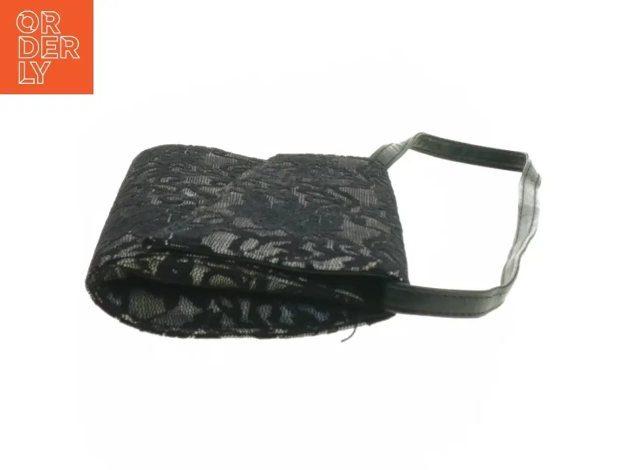 Billede 2 - Sort blomstret clutch med håndledsrem (str. 12x21x2 cm)