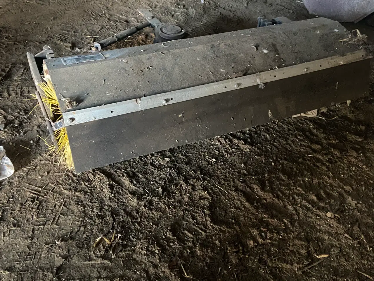 Billede 2 - Kost til Husqvarne  havetraktor 