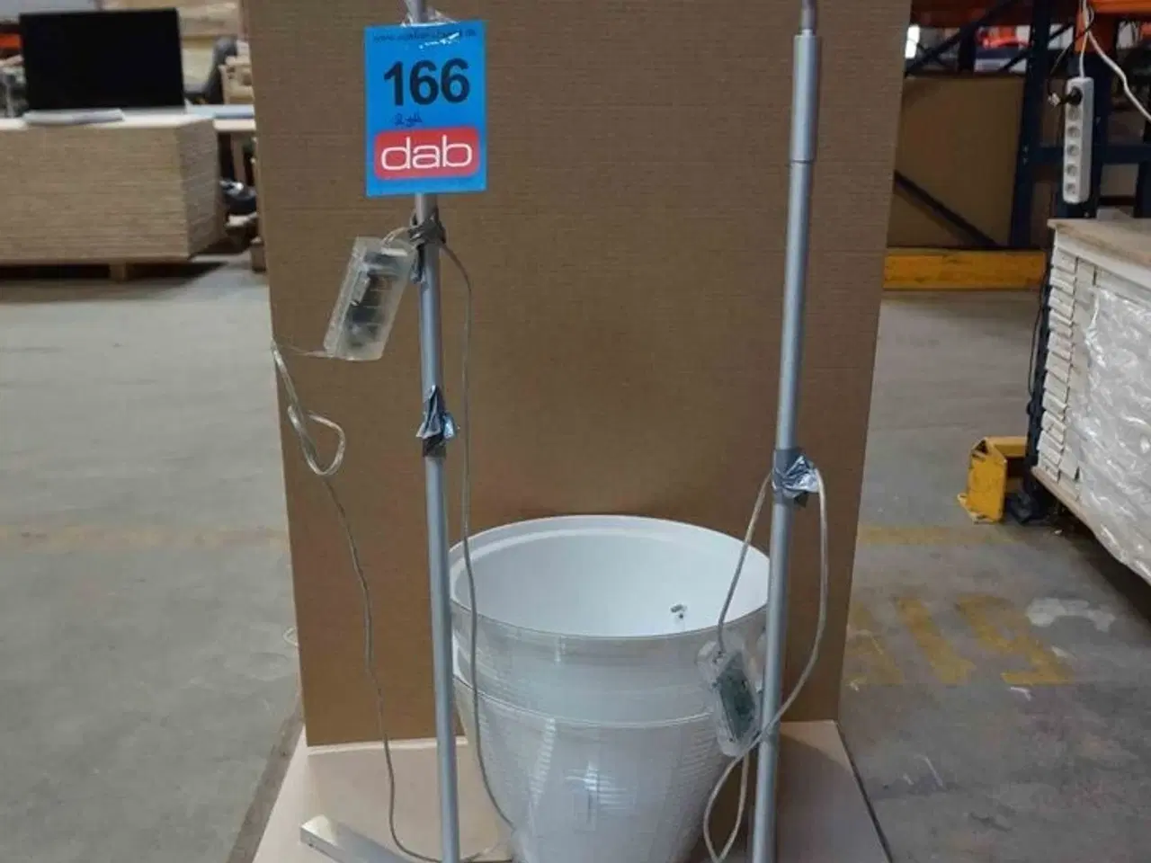 Billede 4 - 2 stk Marset Standerlamper Hvid/alustel (MOMSFRI)