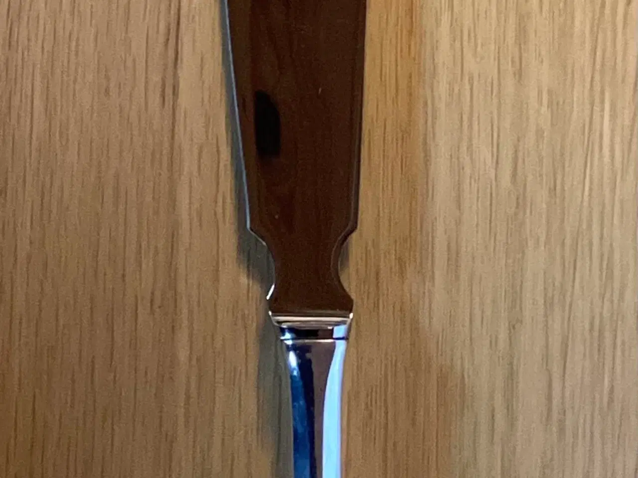 Billede 2 - Kongelys lagkagekniv sølvplet