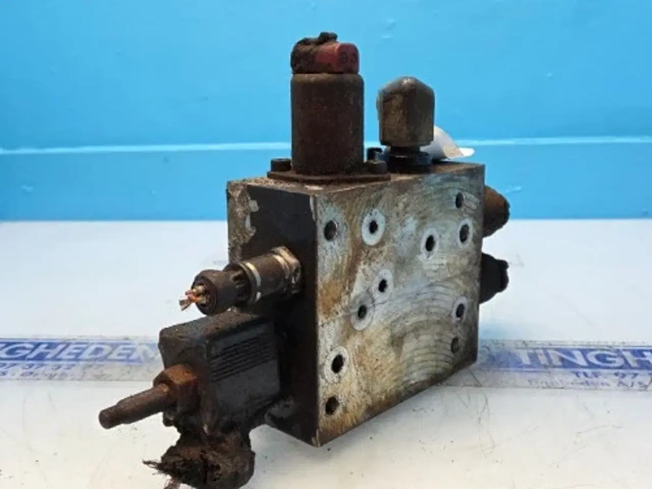 Billede 12 - New Holland T7.315 Hydraulikventil 47858109