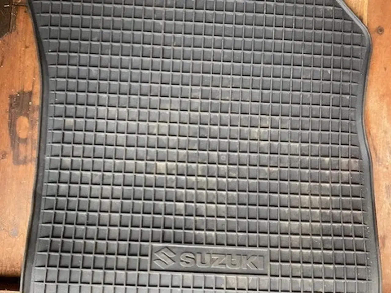 Billede 1 - Vintermåtter (bakker) orginaletil SUZUKI SX4