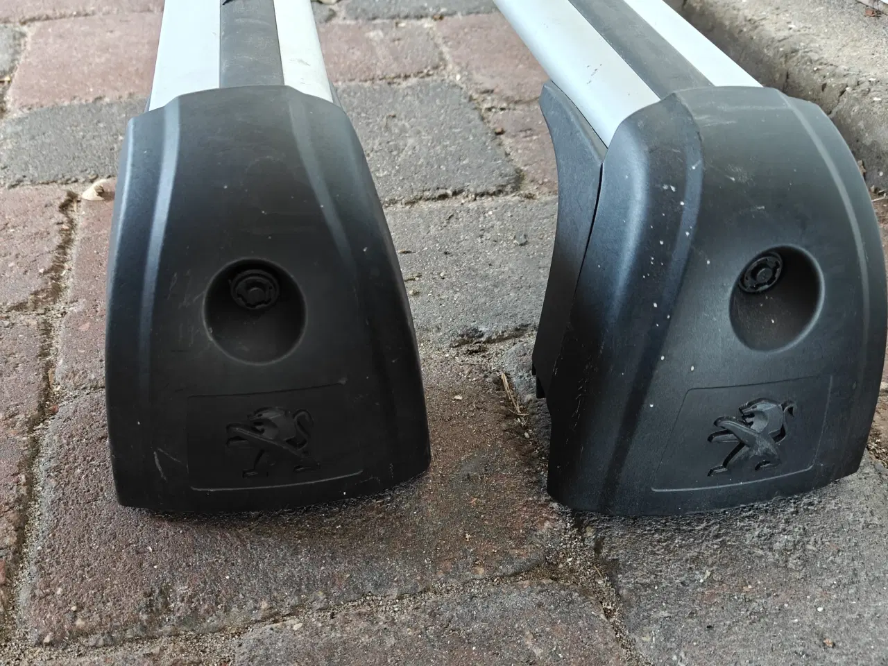 Billede 1 - Tagbøjler Peugeot 2008 ny model