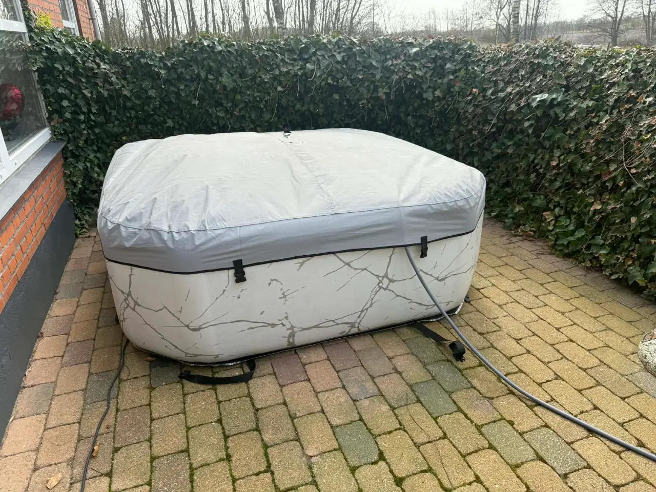 Billede 3 - Avenli stor oppustelig spa med bobler