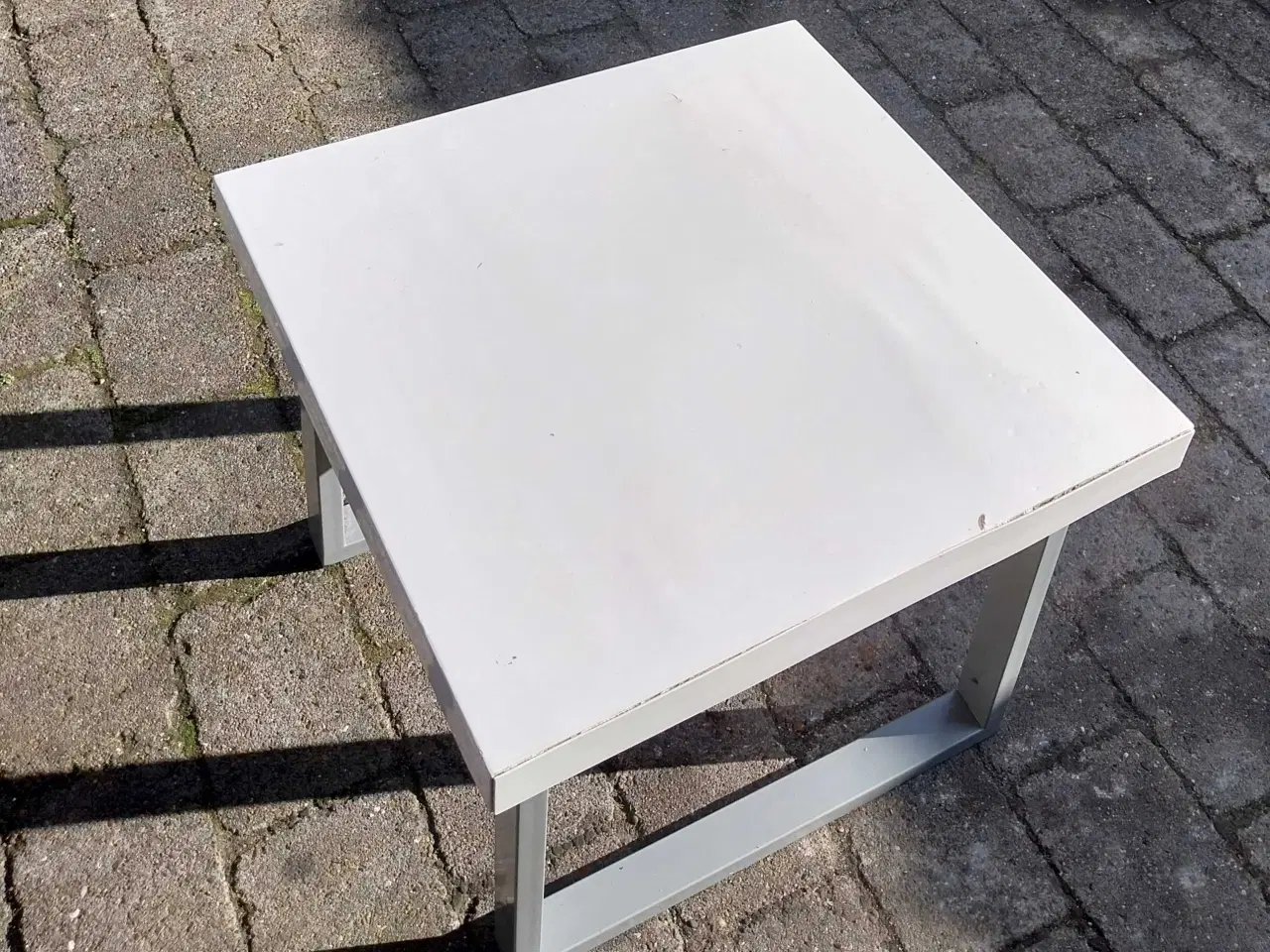 Billede 4 - Sofabord / sidebord 50 x 50 x 40 cm 