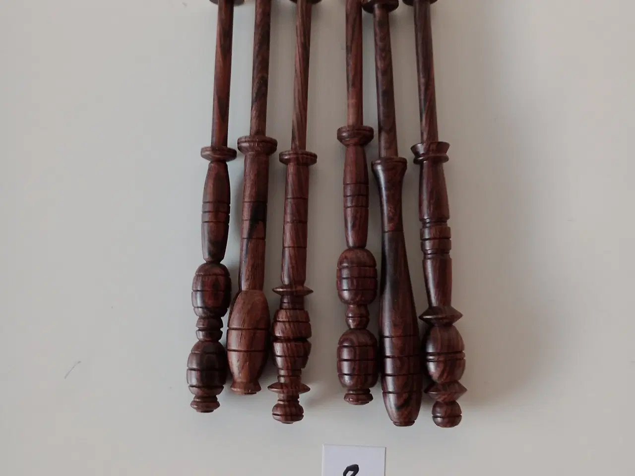 Billede 9 - Kniplepinde: foto + info med alm + perler.