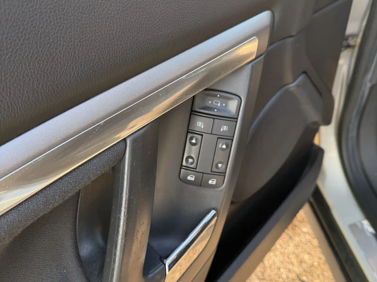 Billede 9 - Vedligeholdt Opel Vectra c 1.8 m. Træk