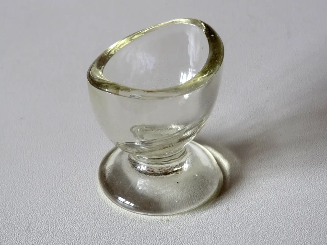 Billede 2 - Gammelt øjenskylleglas